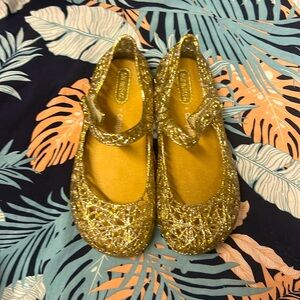 Mini Melissa Campana size 10